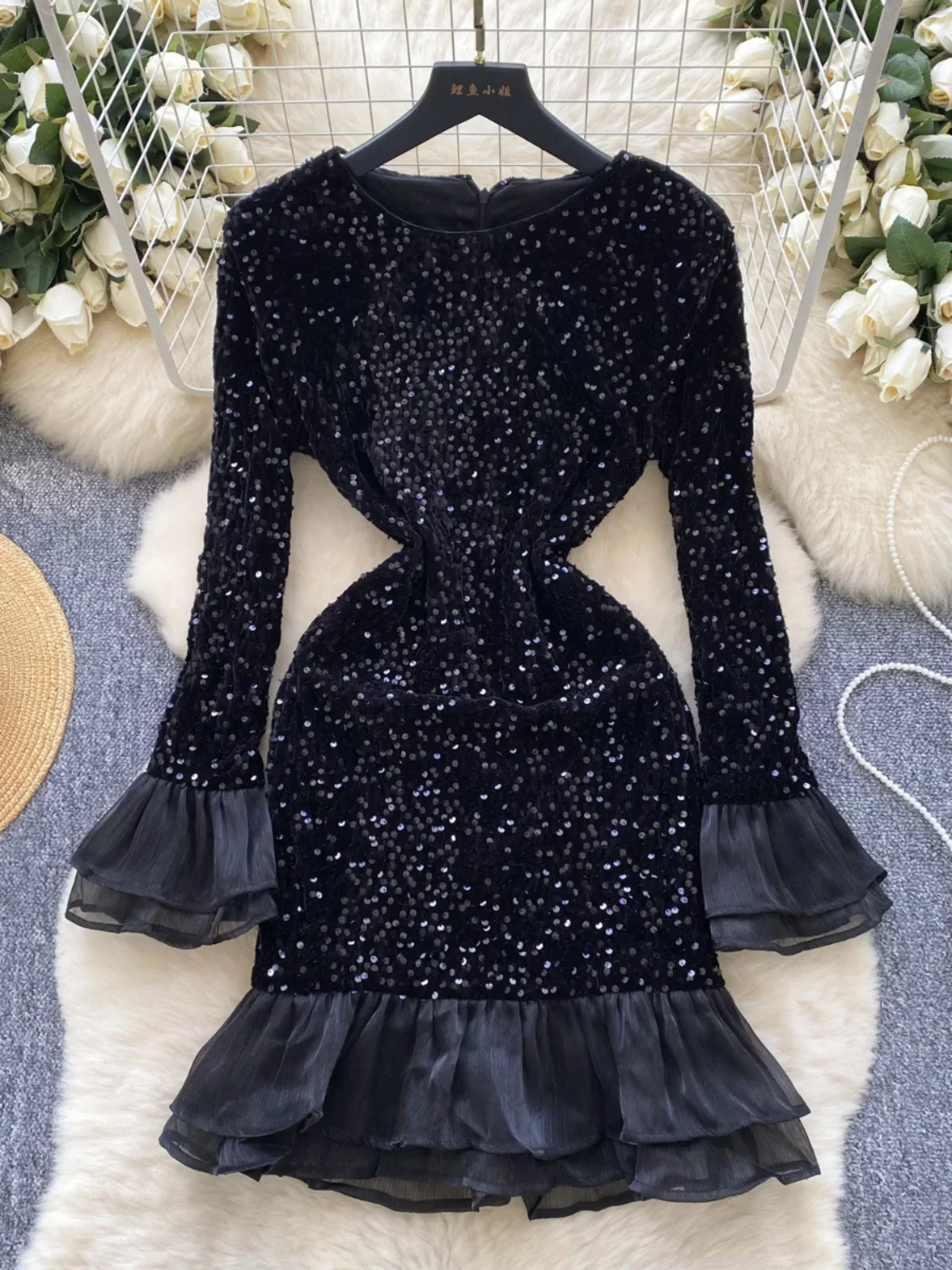 Ofallsis French Socialite Elegant Sequined Velvet Ruffle Edge Dress 2024 Women's Waist Cinched Slim Temperament Imperial Dress