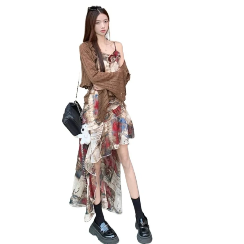 Large Size Slightly Fat  Retro High-end Temperament Atmosphere Trailing Irregular Skirt Suspender Skirt Cardigan Set Looks Thin