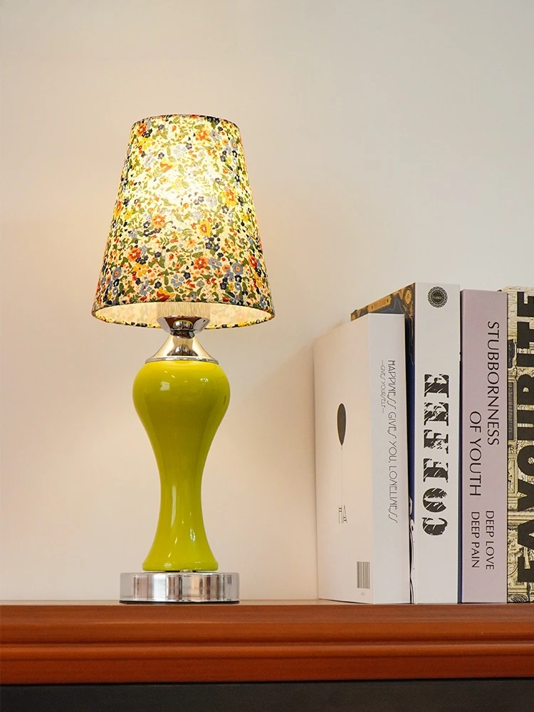 medieval printed table lamp Bedroom pastoral design Living room side cabinet decorative bedside lamp