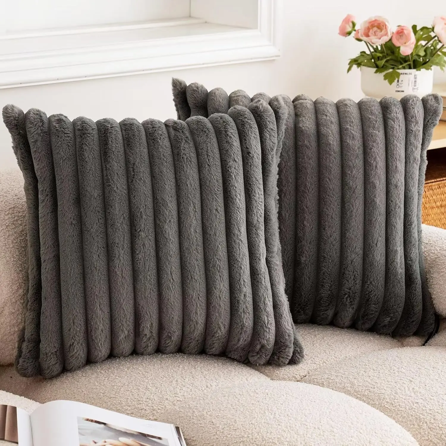 

Double-Sided Plush Throw Pillow Covers 18X18 Set Of 2 Fuzzy Striped Soft Cozy Pillowcase Luxury Decorative Pillows Square