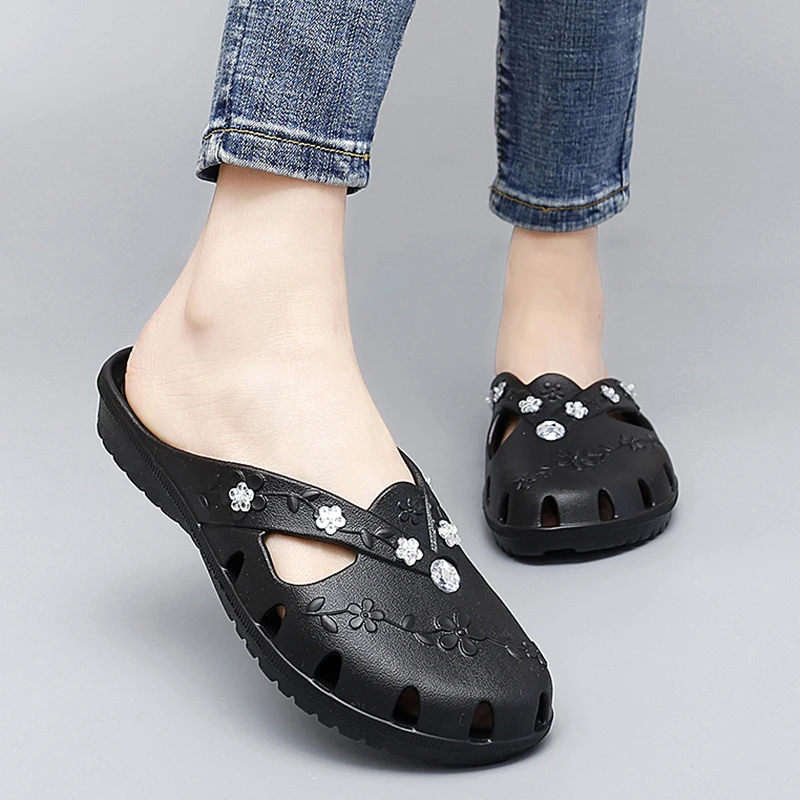 Womens Casual Clogs Breathable Beach Sandals Valentine Slippers Summer Slip On Women Flip Flops Shoes Home Shoes for Women