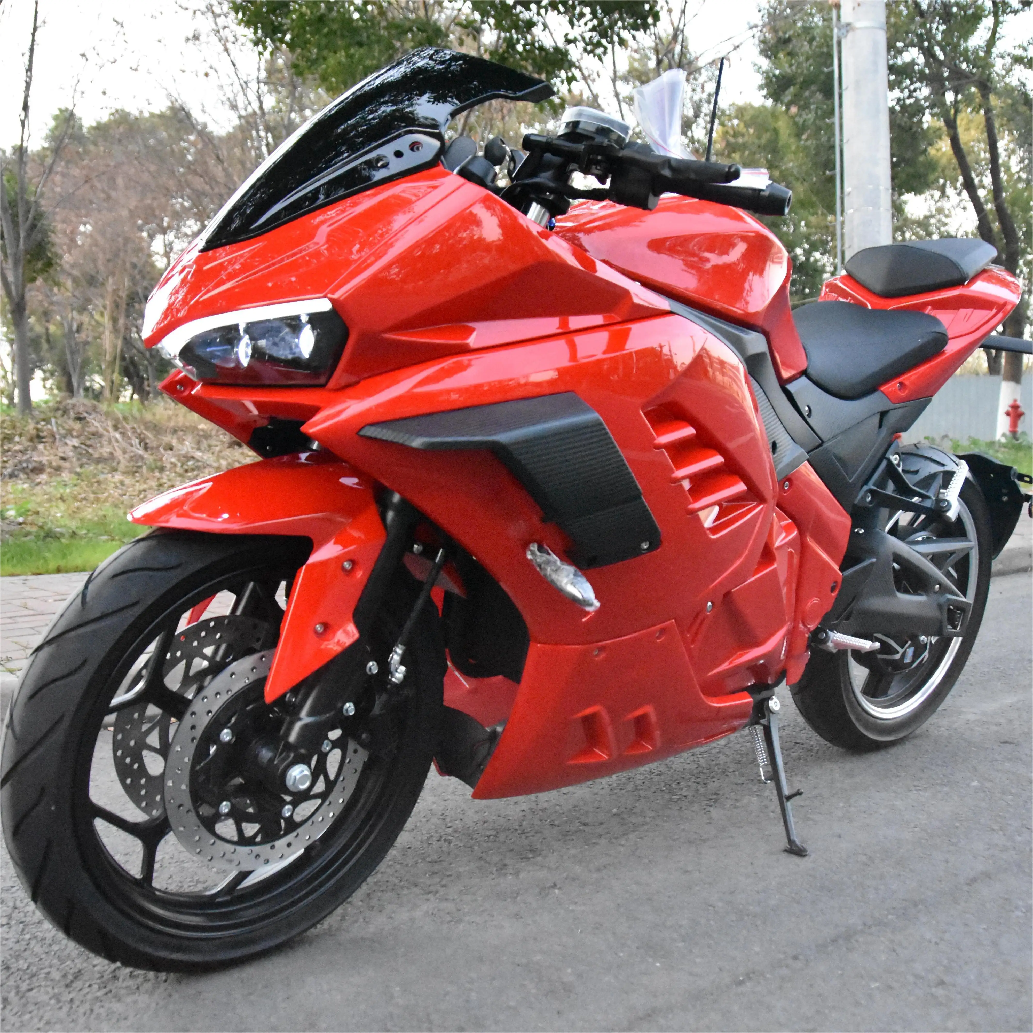 bssNew energy electric motorcycle speed 80-180 km/h mileage 80-260 km motor 2000W-10000W battery 40A-160A optional electric bicy