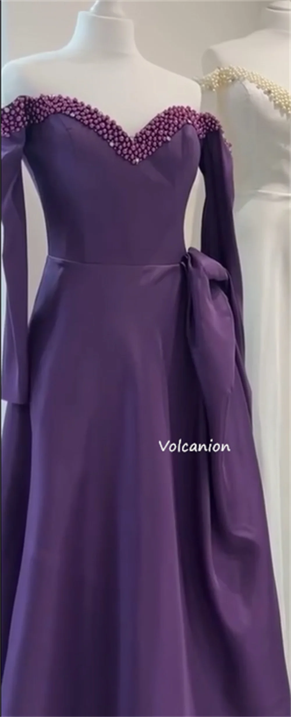 Robes longues personnalisées, plis assortis, paillettes, perles, ligne a, épaules dénudées, occasions sur mesure, élégantes, classiques