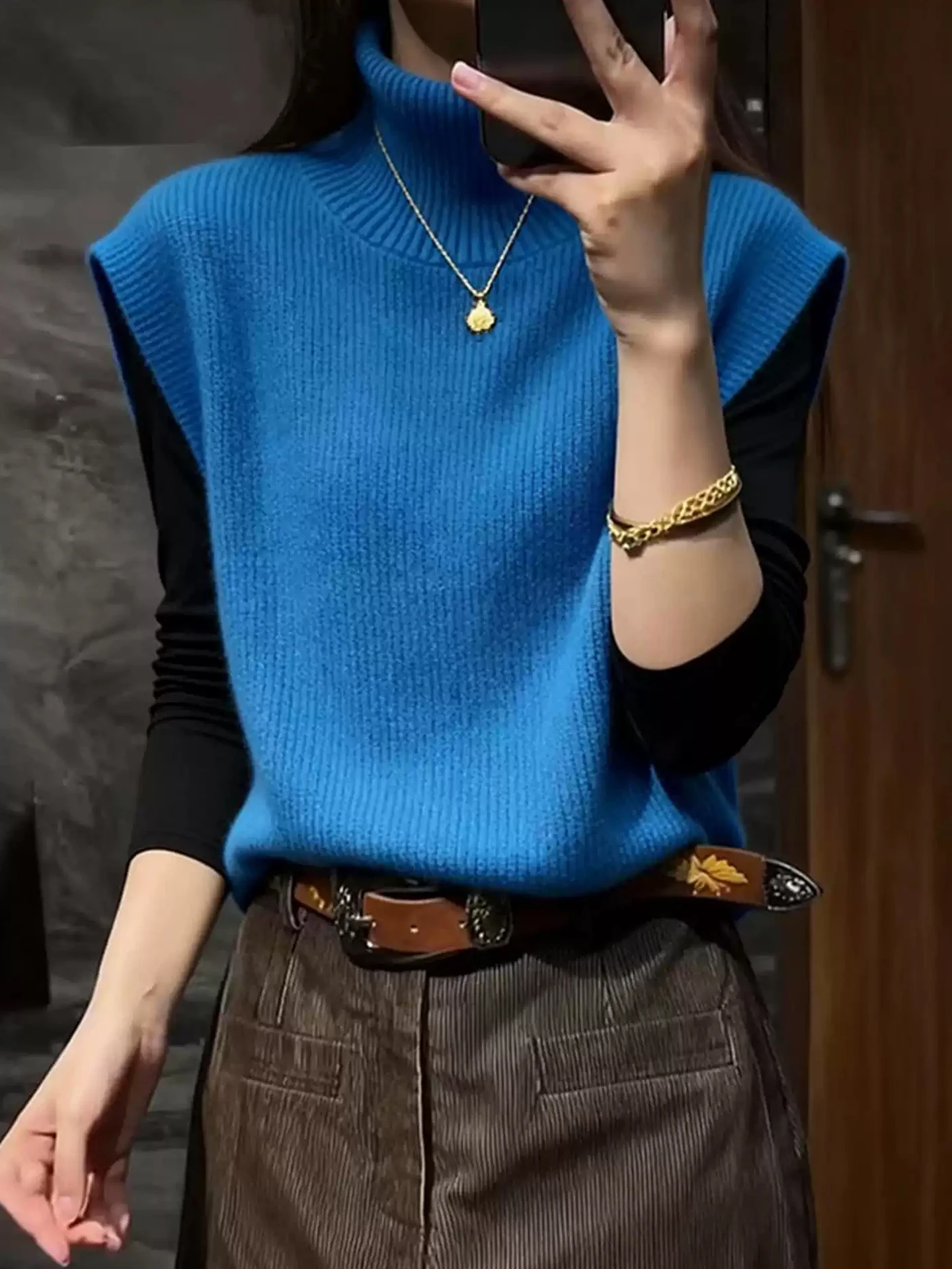 

Soft Comfortable Pure Color Layered Wearabili Vest Design Knitted Top Svel Winter Faion Small Ele