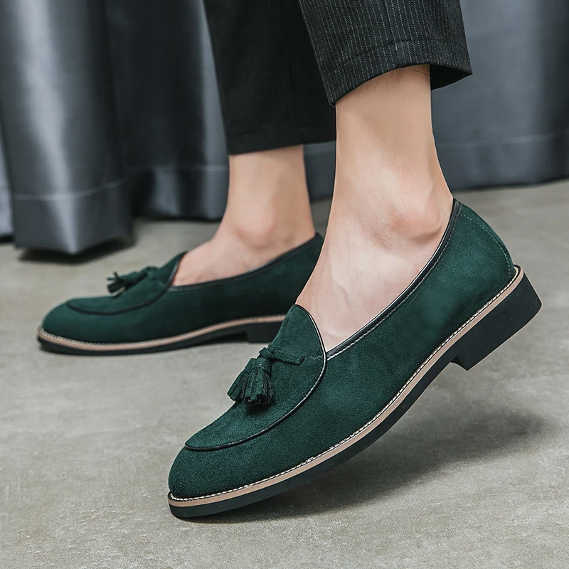 Italian Fringed Suede Shoes Loafers Shoes Men Fashion Mens Casual Shoes Comfy Brand Driving Men Shoes Moccasins Male Dress Shoes