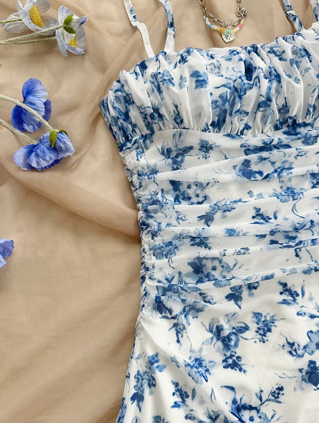 فساتين نسائية صيف 2025 فستان جديد عصري ومثير بمزاج رومانسي على الطراز الريفي فستان بسيط غير رسمي أنيق #4