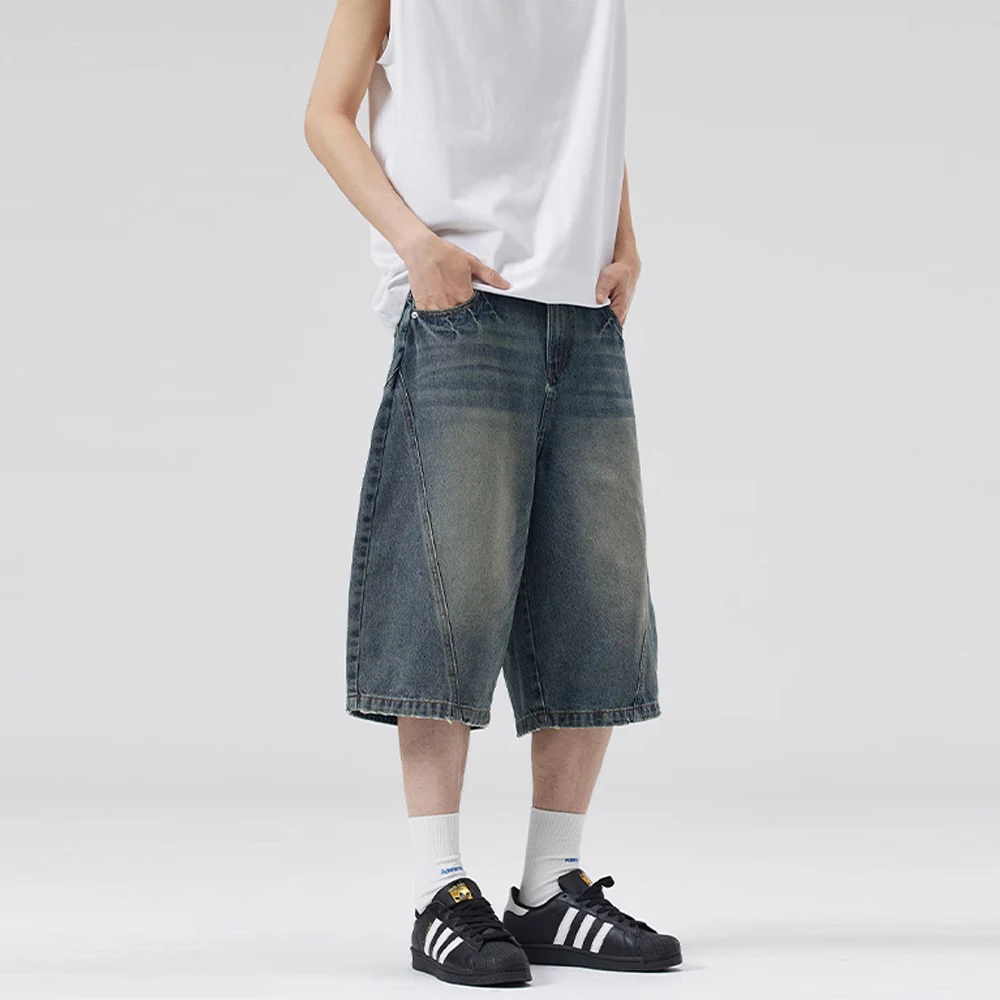 Celana Pendek Denim Tertekan Ukuran Besar Pisau Melengkung Celana Pendek Jeans Dicuci Antik Ringan Warna Solid Celana Pendek Kaki Lebar Longgar Hip Hop