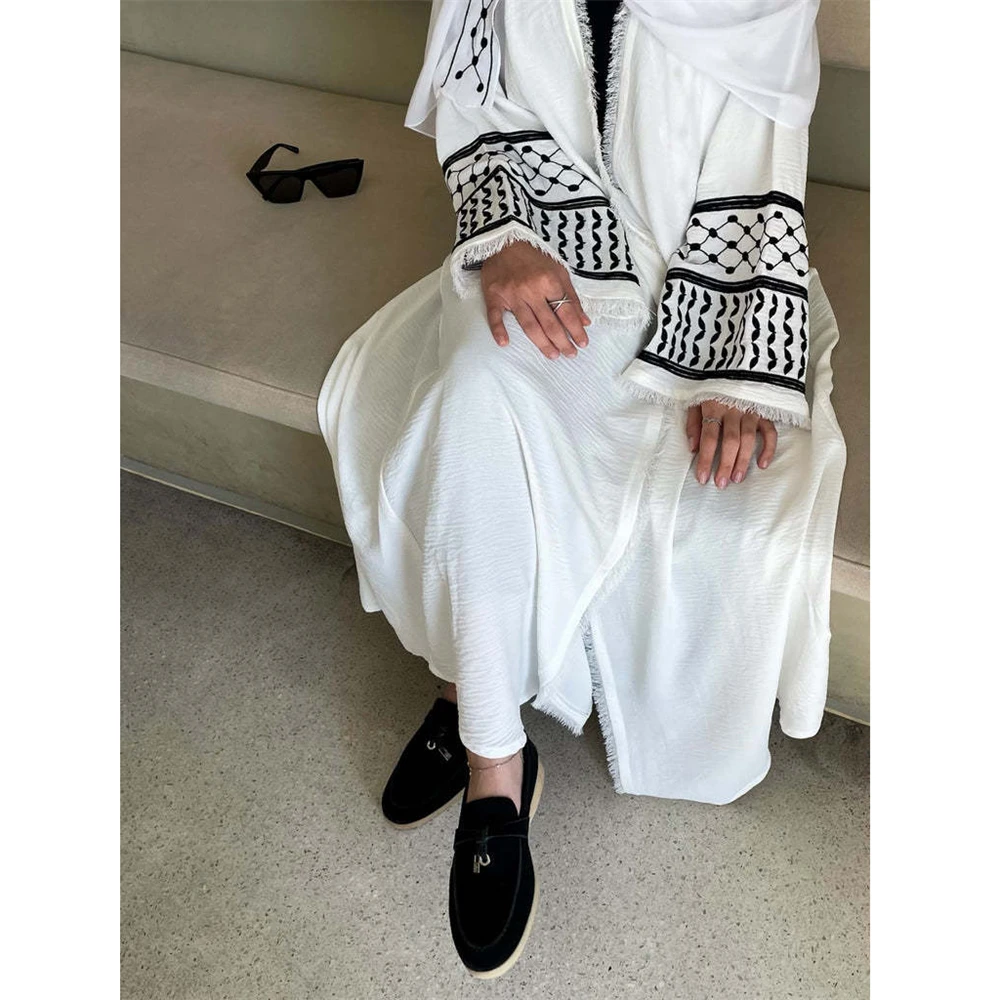 Imagem -03 - Vestido Muçulmano Ramadã para Mulheres Bordado de Eid Abaya Aberto Dubai Islã Turquia Solto Manga Comprida Kaftan Vestido de Quimono