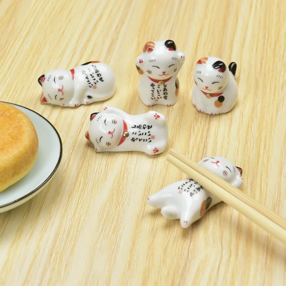 Ceramic Lucky Cat Spoon Fork Rest Luck Japanese Chopsticks Holder Creative Storage Cutlery Stand Beautiful Ornament Home Decor