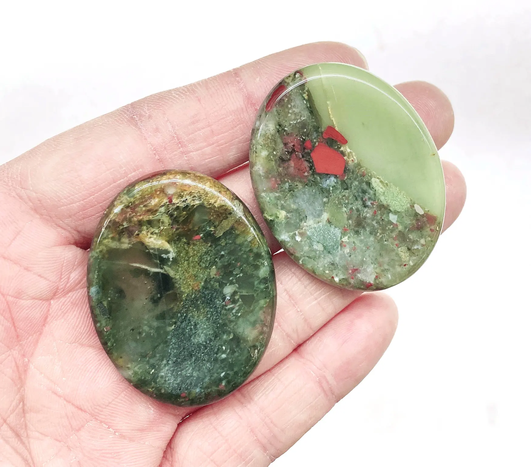 2pc Natural African blood Worry Stone Energy Reiki Stone Palm decoration Crystal Quartz Healing High Quality Gemstone For Gift