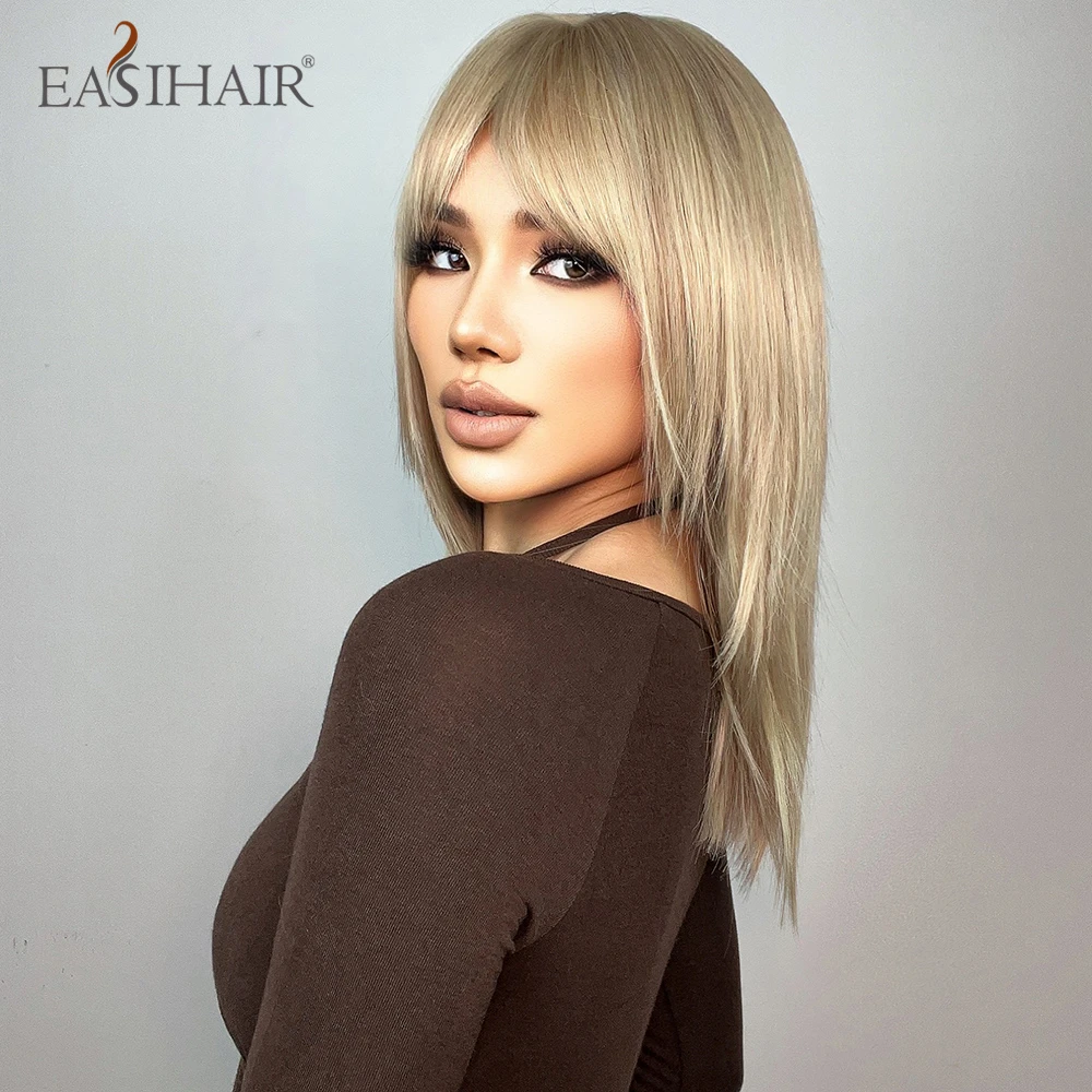 Easihair Golden Blond Straight Synthetische Pruiken Met Pony Medium Lengte Gelaagde Haar Pruiken Voor Vrouwen Daily Cosplay Hittebestendige