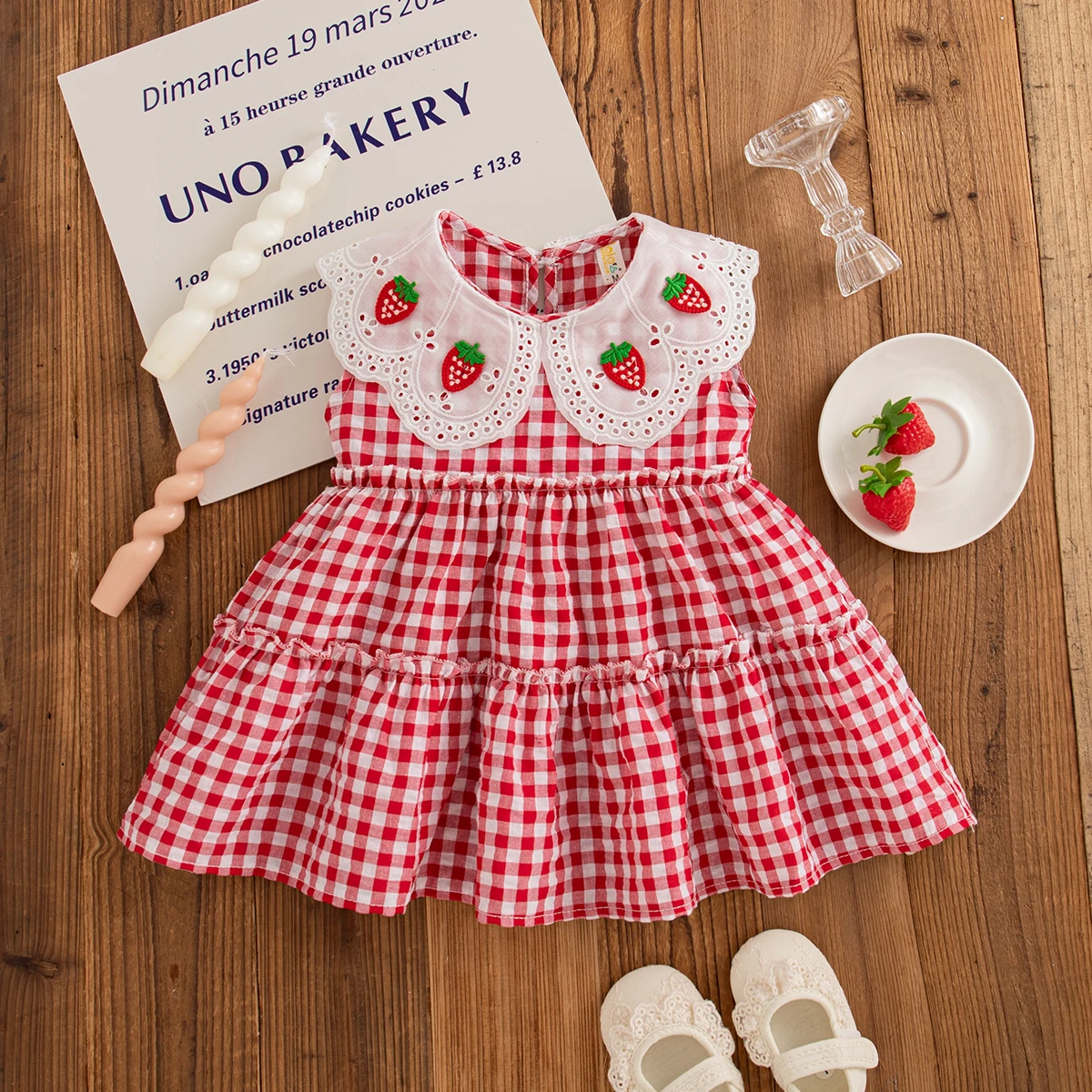 Baby Girl Dress Summer Strawberry Print Plaid Cotton Sleeveless Girl Dress Cute Girl Beach Dress Baby Clothes Girl ﻿