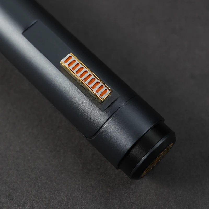 [89SABERS] Depa Lichtschwert, Full Metal Hilt, inspiriert von den Filmen, ausgestattet mit dem Proffie 3.9 Gaming-Chip, 1:1-Filmreplik