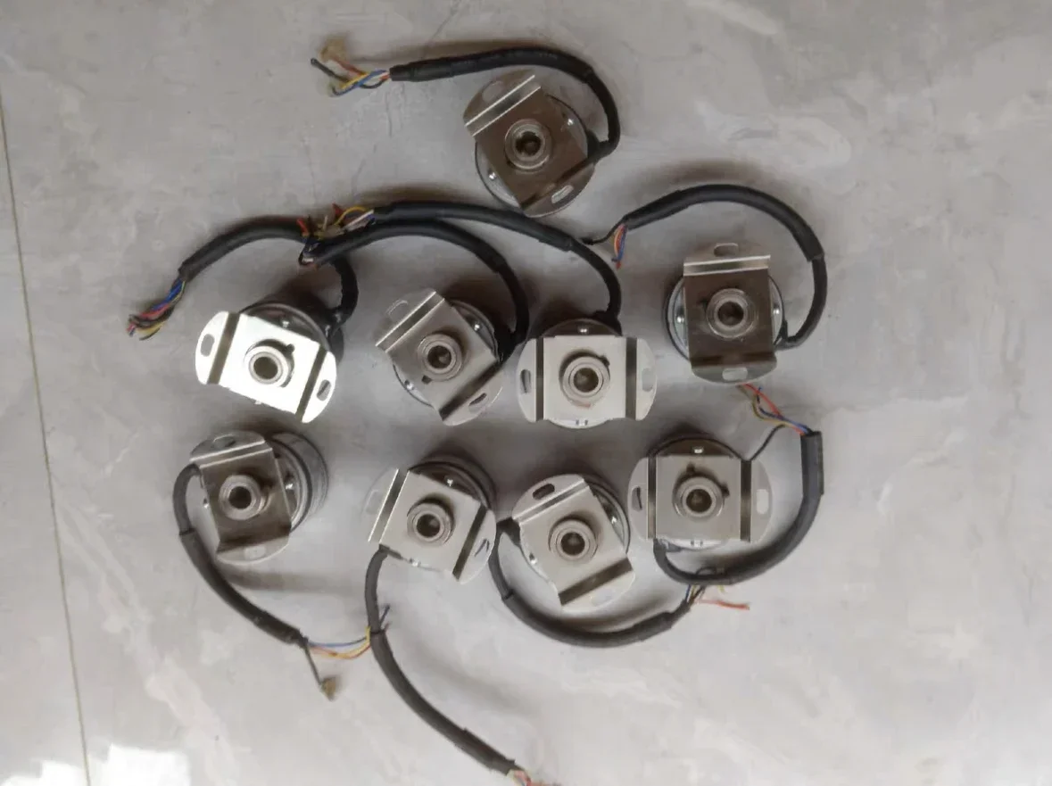 EA38H8-B23-TH5N3R1 second-hand tested ok encoder, in stock,function normally