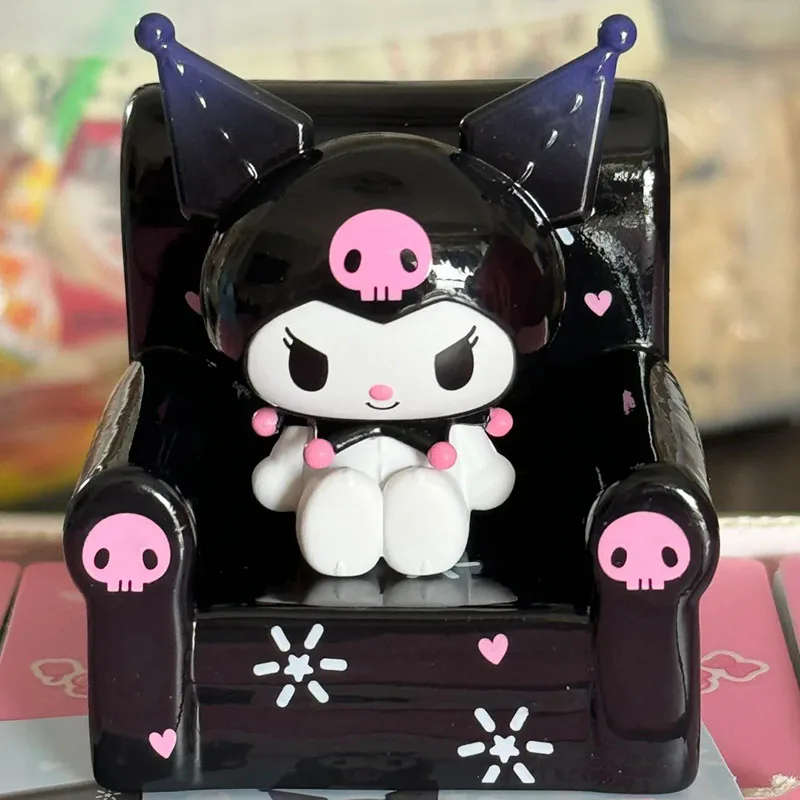 Sanrio Sentado Doll Series Blind Box, Sofá bonito, Cinnamoroll, Kuromi, Mymelody, Mysterious Surprise Box, Figura modelo Brinquedos Presentes