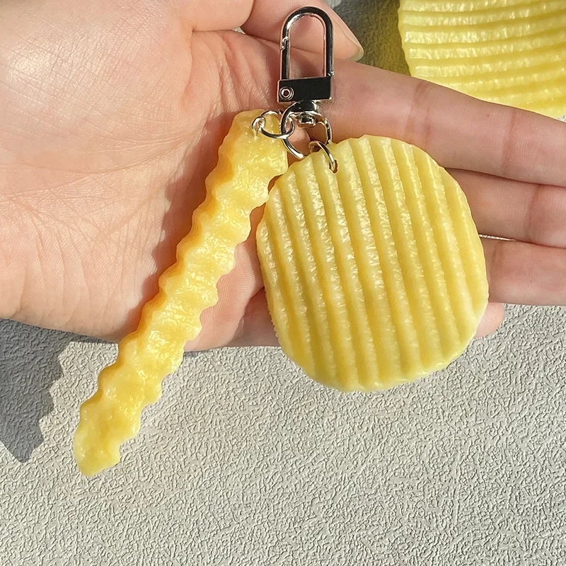 3D Delicious Fried Food Keychain Simulated Wavy Potato Chips Keychain Soft Silicone Wolf Tooth Potato Pendant Creative Gift