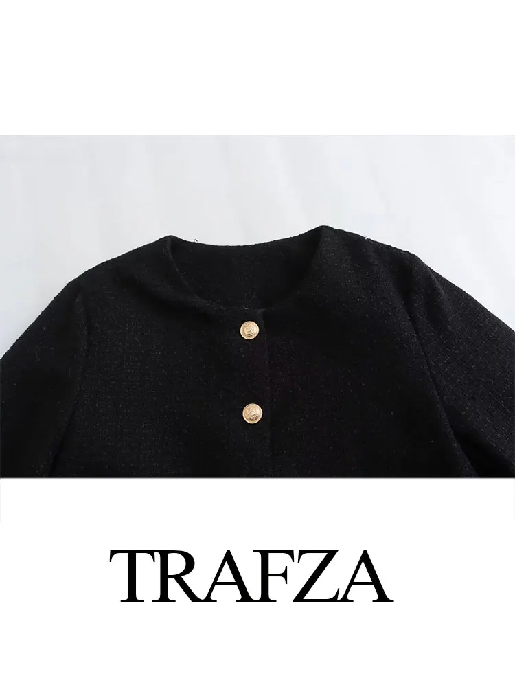 TRAFZA 2024 Spring Women\'s Small Fragrance Textured Jacket Round Neck Chic Pocket Style Women\'s Metal Breasted Short Street Coat