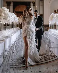 Vestido De Novia De sirena De lujo, vestido De corte De plumas De manga larga De cintura alta con perlas De joya y abertura lateral, hecho a medida