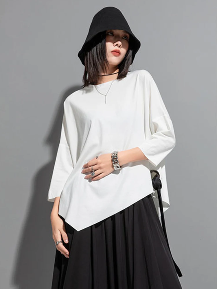 [EAM] Women Black Ribbon Big Size T-shirt New Round Neck Three-quarter Batwing Sleeve Fashion Tide Spring Autumn 2025  1DF8422