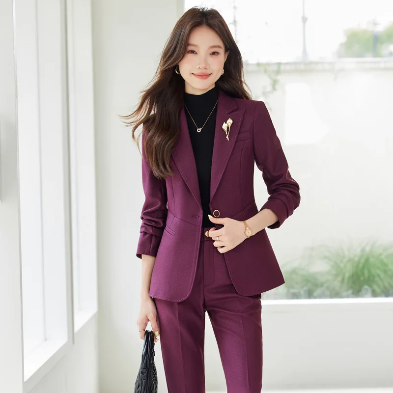 

Женский весенне-осенний комплект костюмов2025Новый высококачественный модный молодежный элегантный повседневный профессиональный наряд в стиле богини