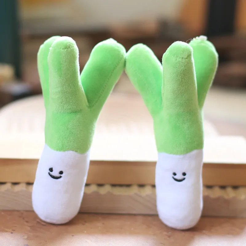 Hot Selling Simulated Cute Cute Vegetables Green Onion Pendant Plush Toy Doll Cartoon Bag Hanging Ornament Keychain Doll Doll