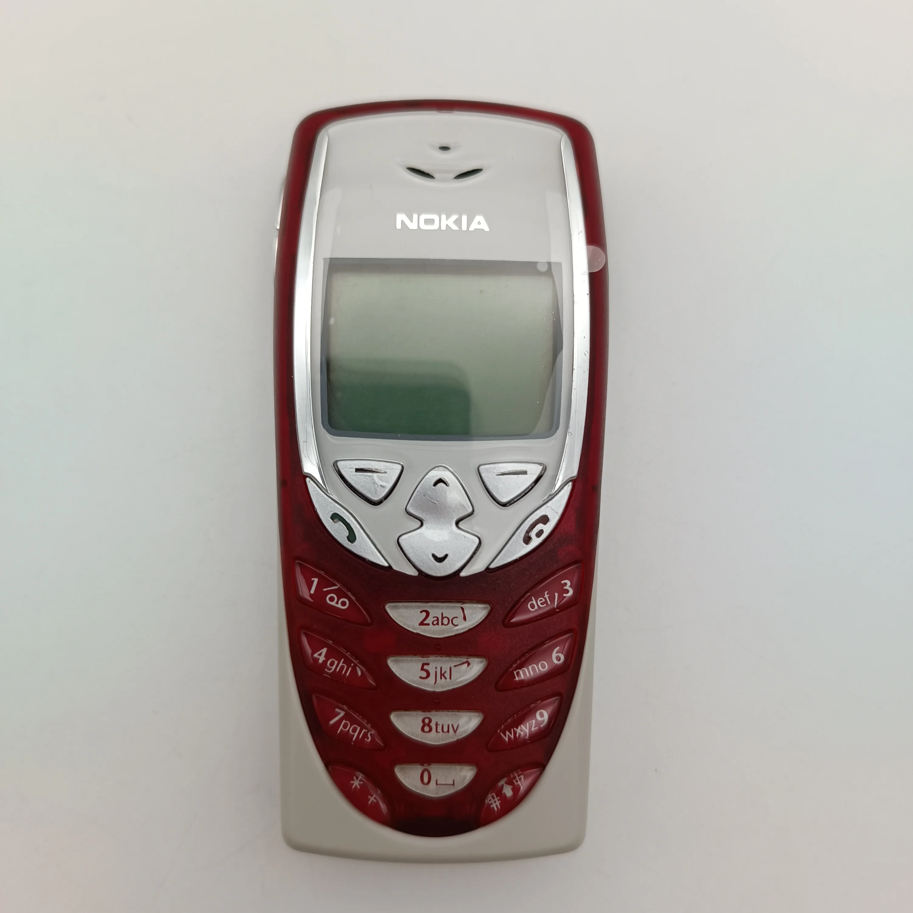 هاتف Nokia 8310 الأصلي مصنوع في فنلندا يدعم اللغة الإنجليزية بحالة جيدة
