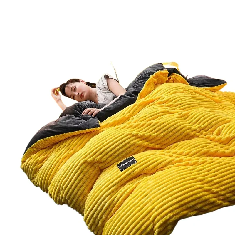 

Super Soft Coral Quilt Set King Size Winter Bedding, Warm and Comfortable, Including Sheet Pillowcase Duvet Cover