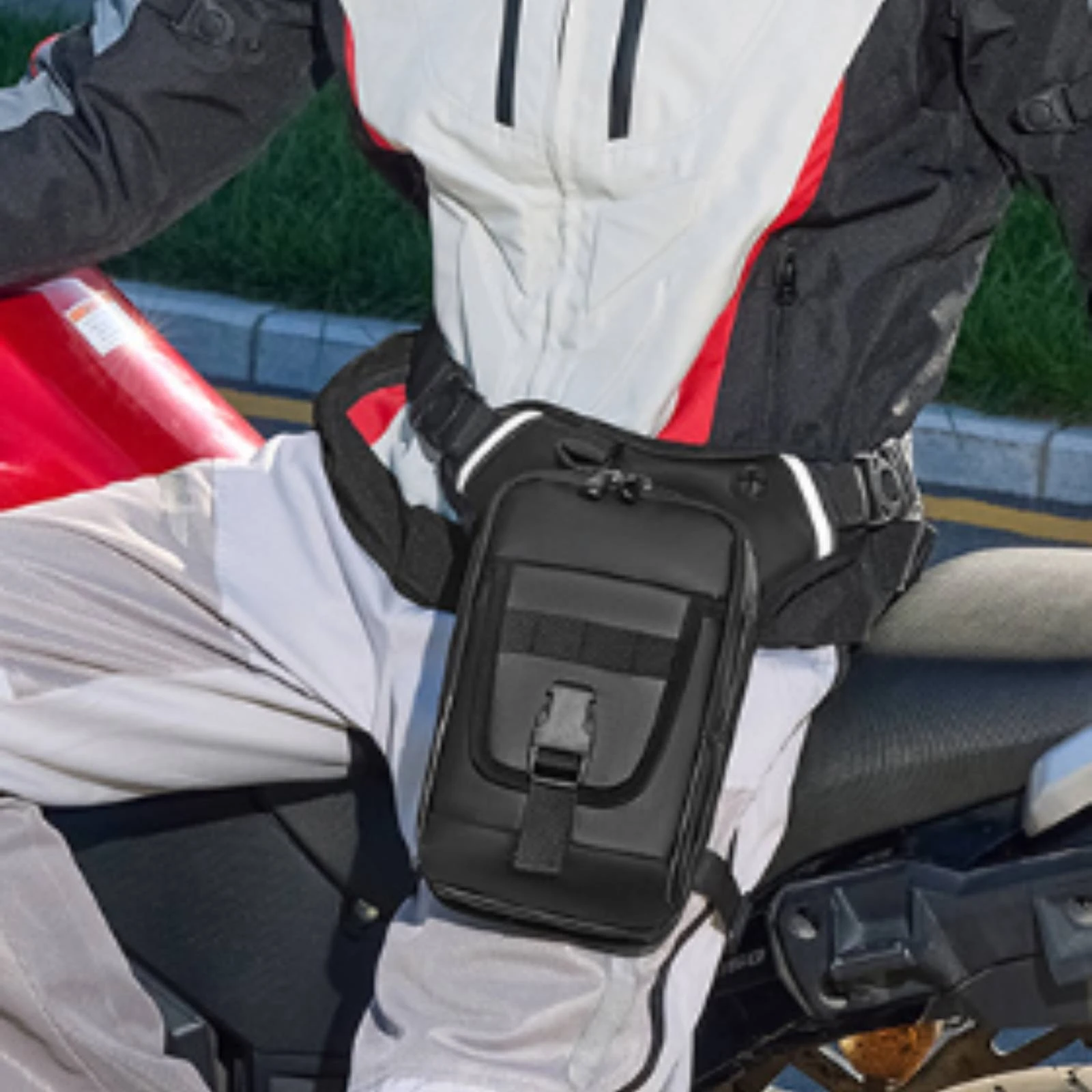 レッグバッグ：丈夫なウエストバッグ。脚に固定するストラップ付き。太ももに装着できる。バイクや自転車に乗る人向け。