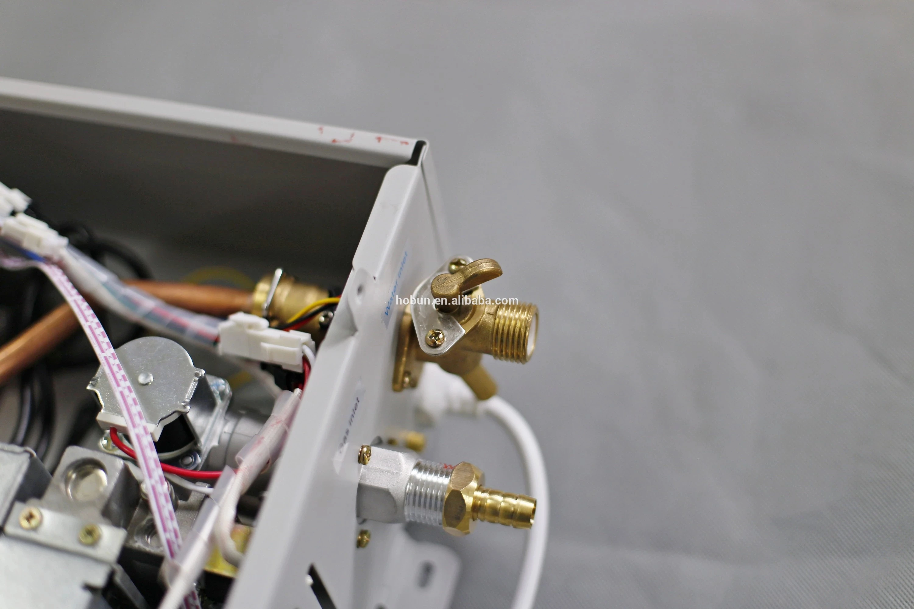 سخان المياه يونكرز سخان المياه بالغاز الطبيعي