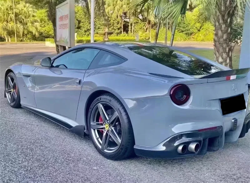 

Suitable for Ferrari F12 modified car accessories, DMC style forged carbon fiber side skirts, car tools