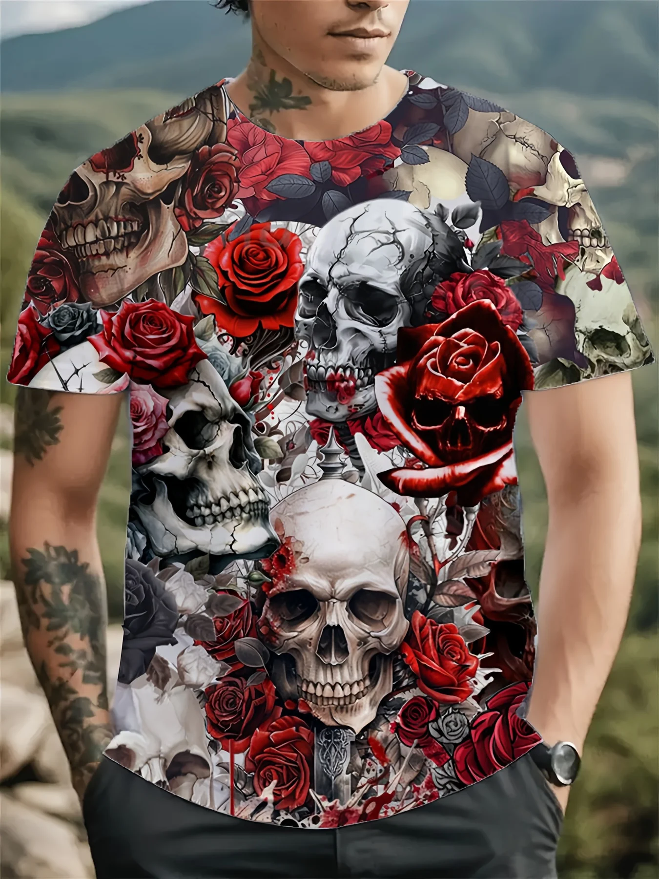 Herren-T-Shirt im Streetwear-Stil mit 3D-Druck – Roter Rosen- und Totenkopf-All-Over-Print – Halloween-Geschenk – Herren-Oberteil – Detail 4