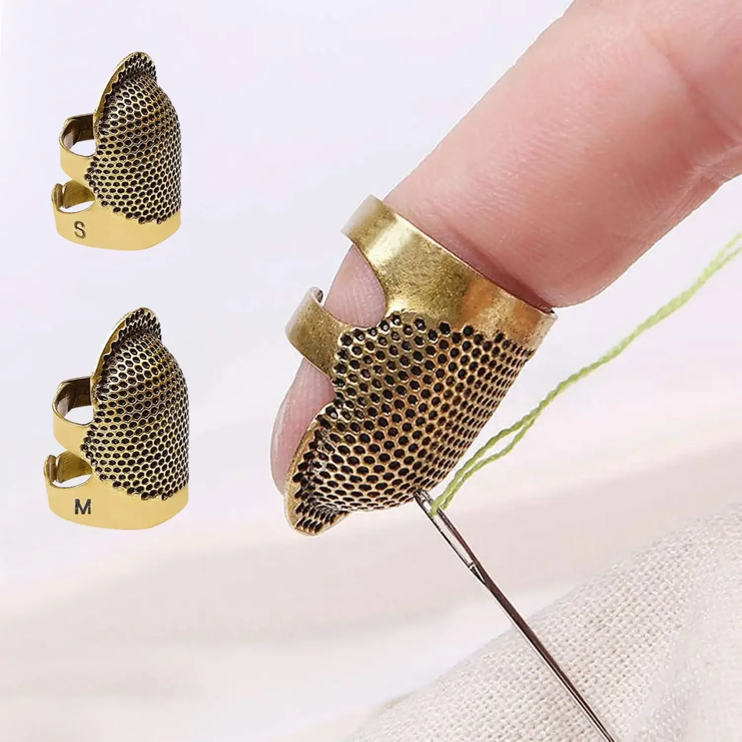 

Adjustable Metal Sewing Thimbles S+M – Finger Protector for Quilting Embroidery Needlework and DIY Craft Safety Use