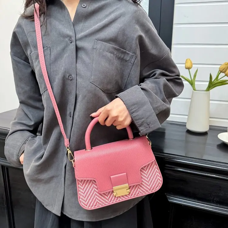 parisian-elegant-large-capacity-diaper-bags-for-ladies-chic-designer-shoulder-bag-simple-vintage-tote-bag-trendy-messenger-bag