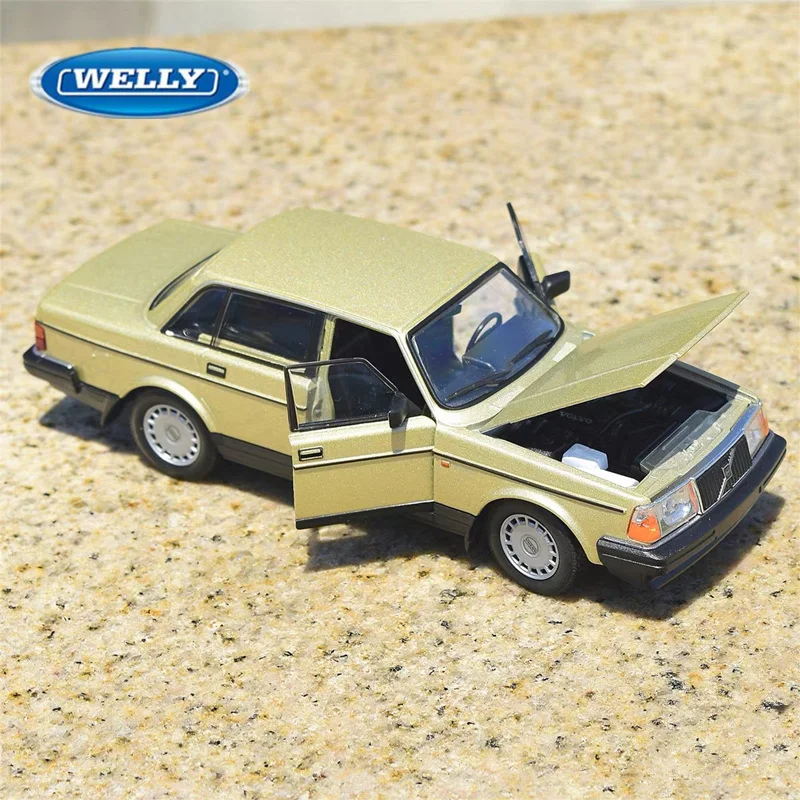 

WELLY 1:24 VOLVO 240 GL Alloy Classic Old Car Model Diecasts Metal Retro Vehicles Car Model Simulation Collection Kids Toys Gift