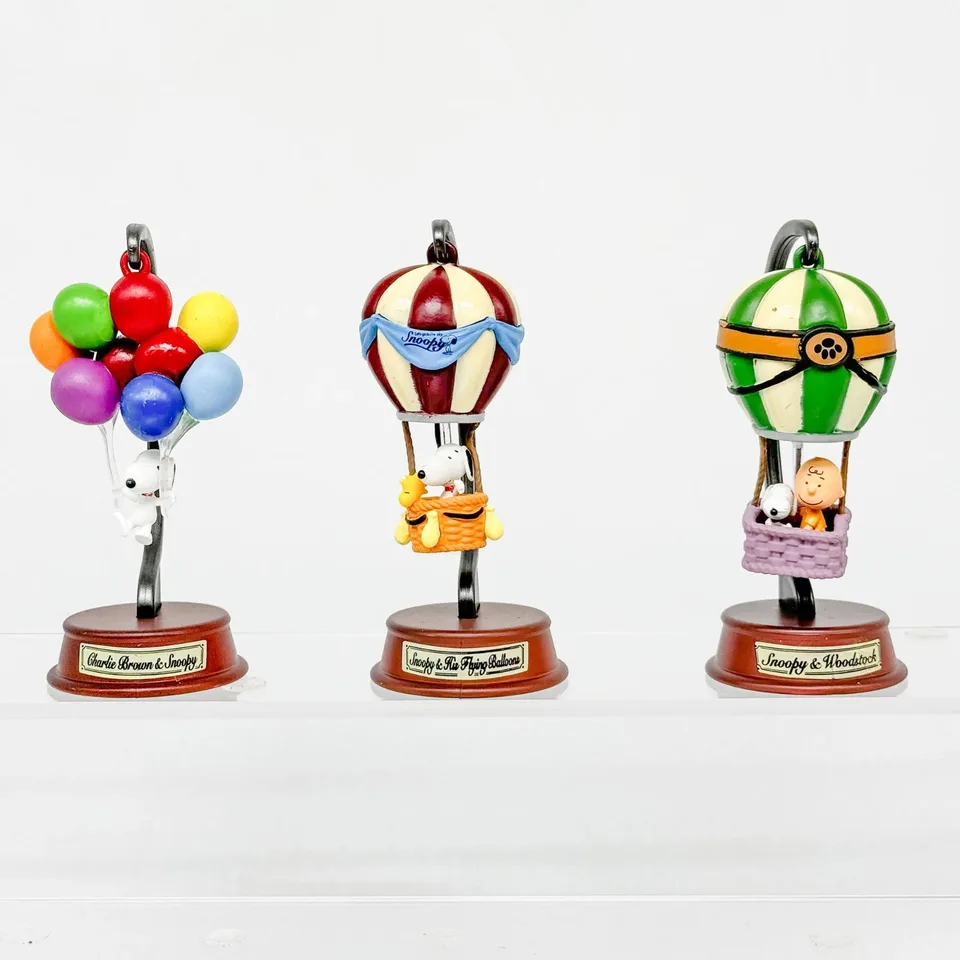 REMENT Snoopy Balloon Journey Miniature Scene Blind Box Toy Desk