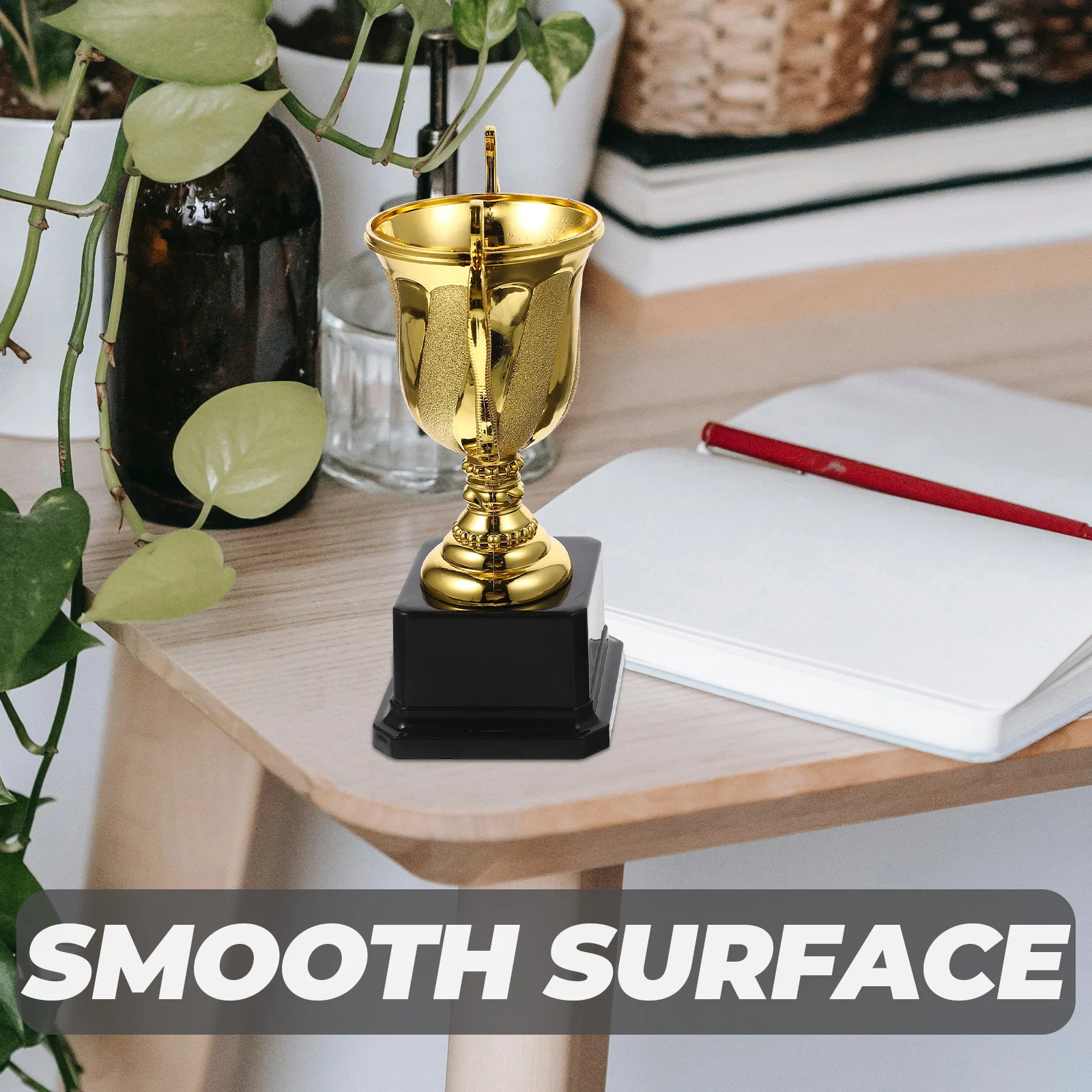 子供用プラスチック製ゴールドトロフィー賞トロフィーカップ、子供向けコンペ用、パーティーの記念品、表彰ギフト用の小さなトロフィー