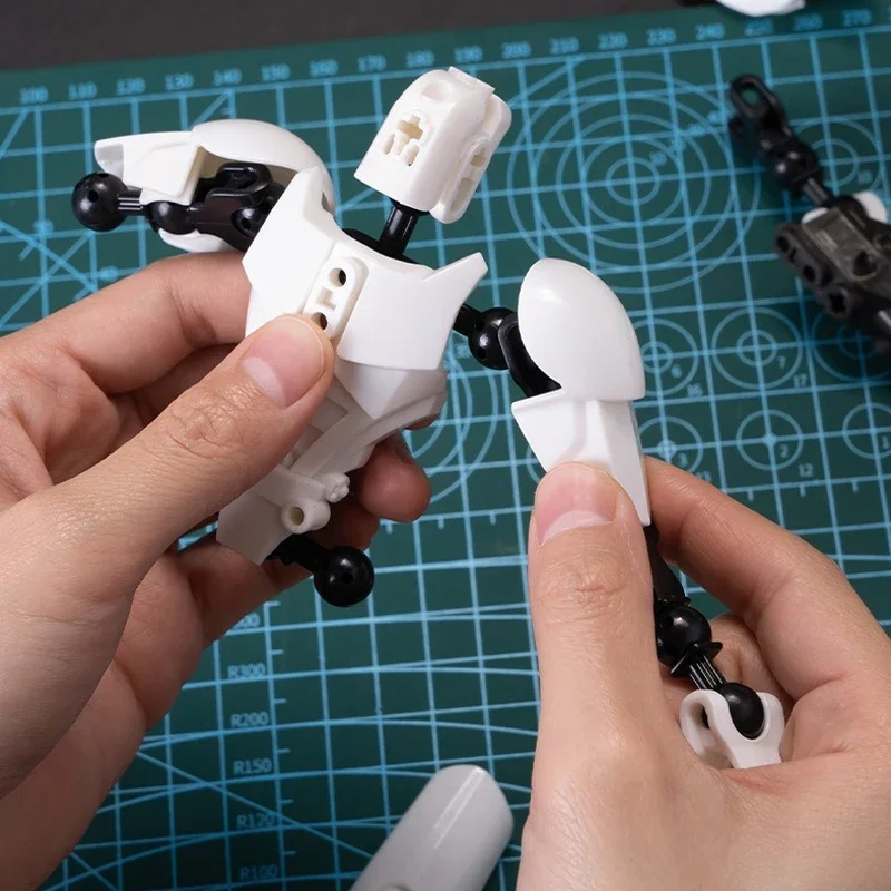 عارضة أزياء مطبوعة ثلاثية الأبعاد دمية 13 بنة المحارب سلسلة اللعب عمل أرقام متعددة المفاصل المنقولة Shapeshift روبوت الهدايا