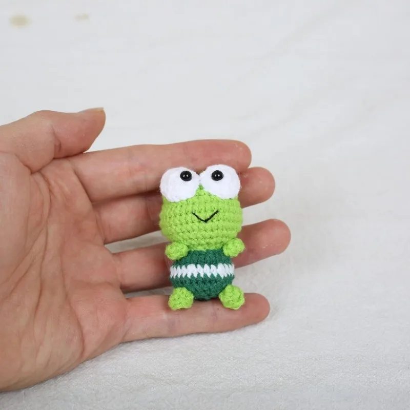 พวงกุญแจตุ๊กตานกกระจอกถักโครเชต์ทำมือ ชุดตุ๊กตาสัตว์จิ๋ว พวงกุญแจนกกระจอกน่ารัก จี้ตุ๊กตาถักนิตติ้ง