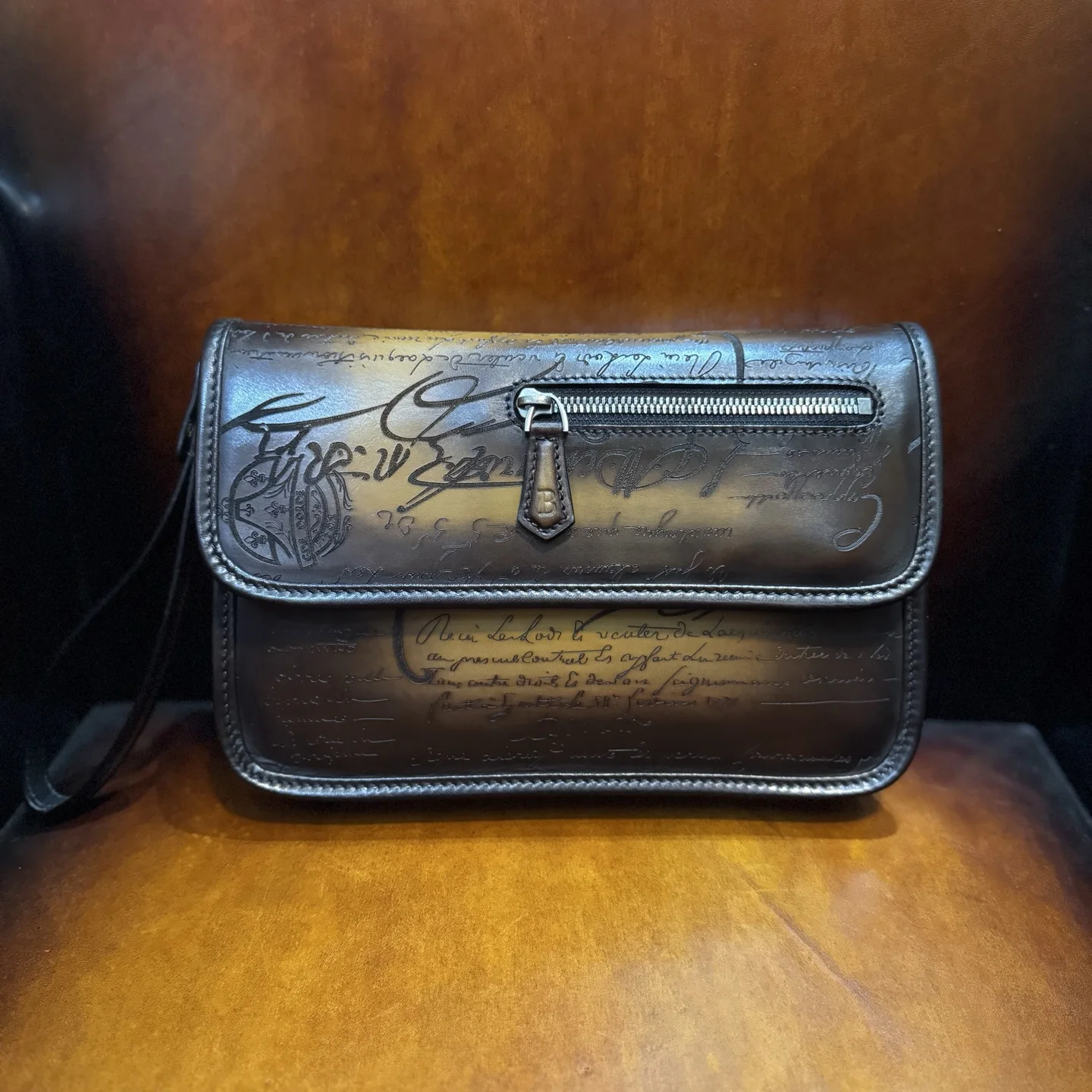 

DIMY 2025 Новая мужская сумка из натуральной кожи, элитная роскошная сумка большой вместимости в стиле ретро с откидной ручкой