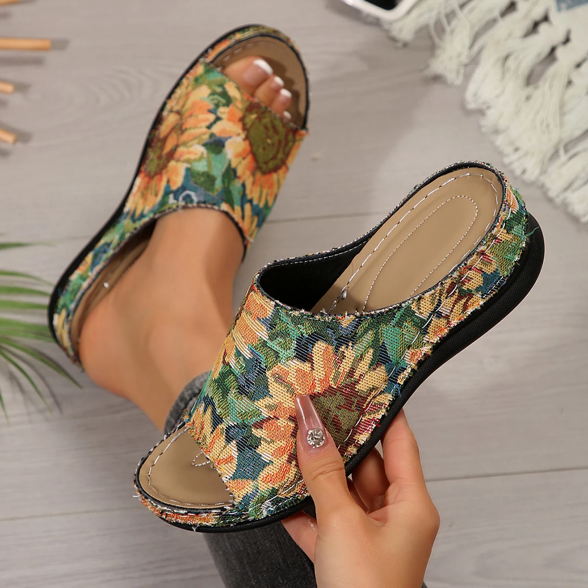 

Женская обувь, сандалии, летняя вечерние прогулочная обувь, сандалии без шнуровки, женская обувь на танкетке, женская повседневная женская обувь, тапочки, женские