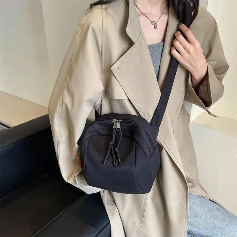 Portability Nylon Fabric Underarm Bag Female Fashionable New Style Tidal Norm Canvas All-match Fallow One Shoulder Crossbody Bag