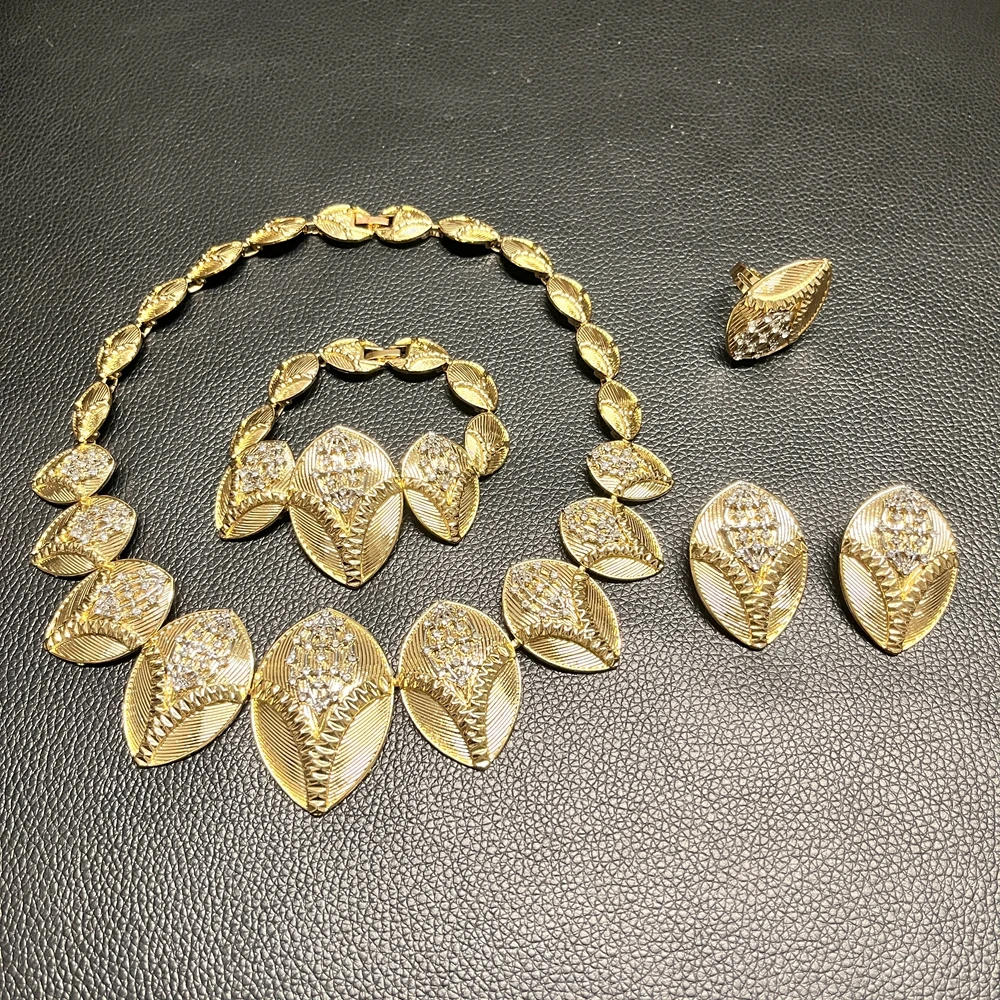 4Pcs Gold Plated Crystal Leaf Jewelry Set Statement Necklace Earrings Bracelet Ring for Women
