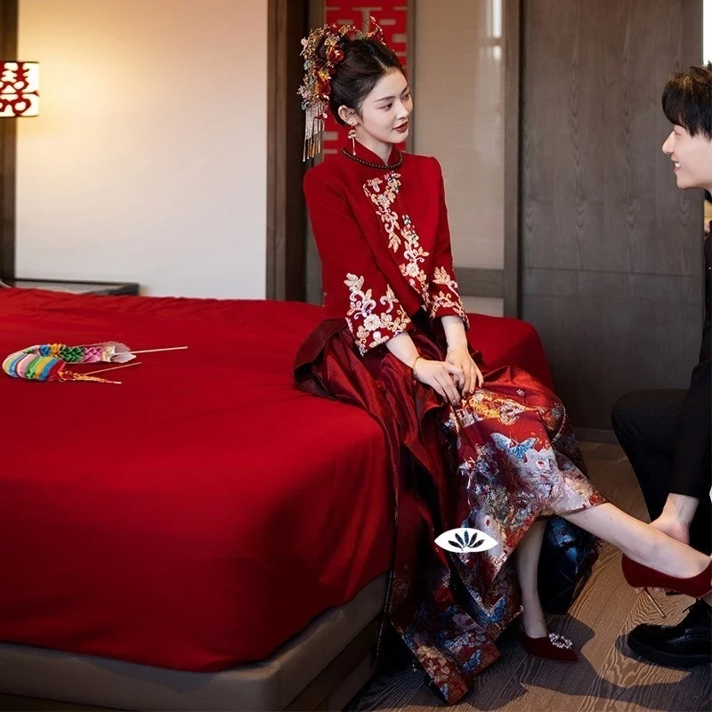

Новая длинная фигурная одежда Han в китайском стиле красного цвета для тостов