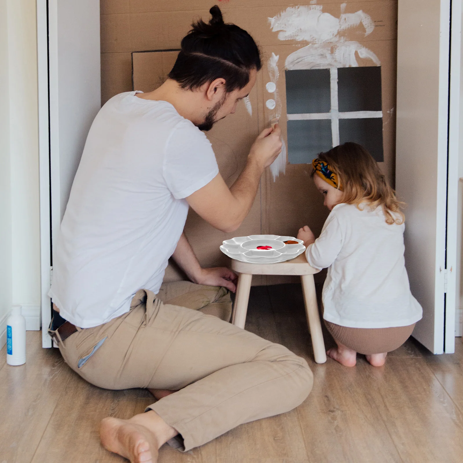 

Ceramic Plum Blossom Palette Compact Paint Tray for Outdoor Sketching Watercolor Painting Art Craft Projects Artists Amateurs