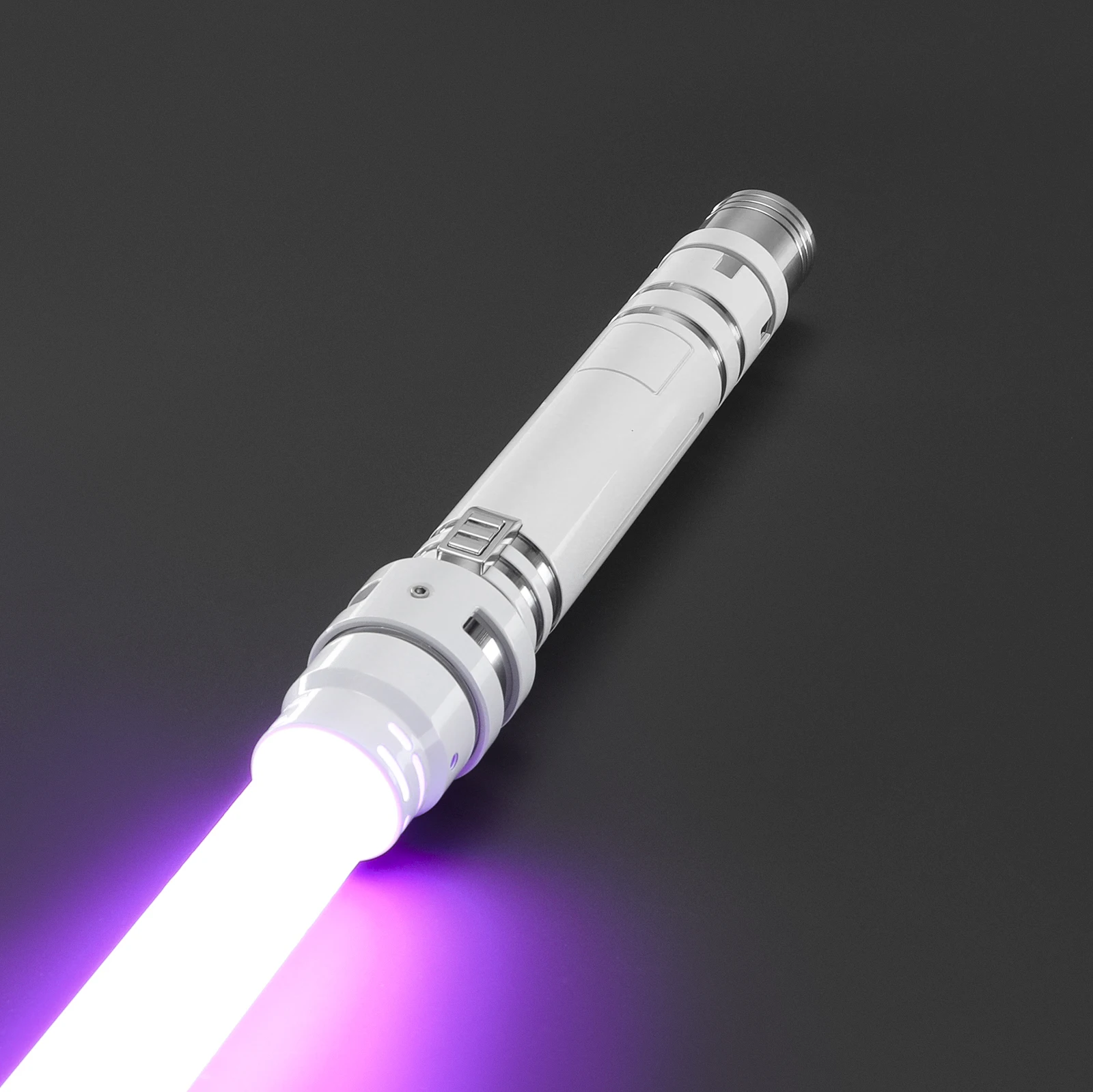 LGT Lightsaber Metal Hilt Force Heavy Dueling Light Sabre التحكم في الحركة بلوتوث لون لا نهائي يتغير مع 34 خطًا صوتًا