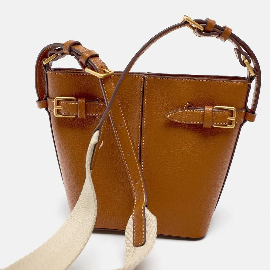 Bolsa balde vintage 2025 para mulheres, bolsa crossbody com detalhe de fivela, bolsa de ombro retrô, bolsa de dia versátil