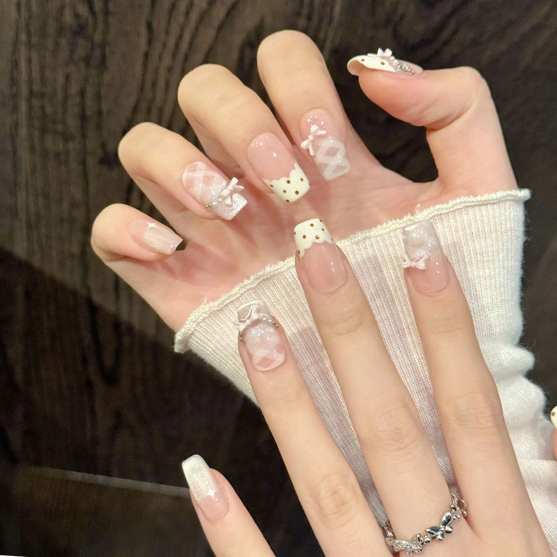 10 قطعة من الضغط اليدوي الفاخر على الأظافر تصميم القوس الحلو المربع القصير مع أداة لاصقة من 3 قطع علامات تبويب غراء الأظافر #3