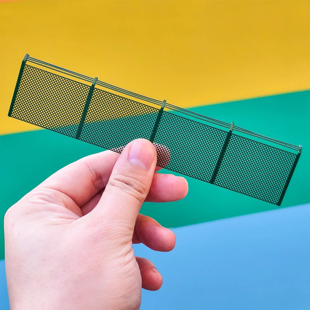 Valla de Metal de simulación de modelo de barandilla ferroviaria en miniatura para diseño de tren HO/fabricación de modelos DIY/paisaje de mesa/Diorama 1 ud.