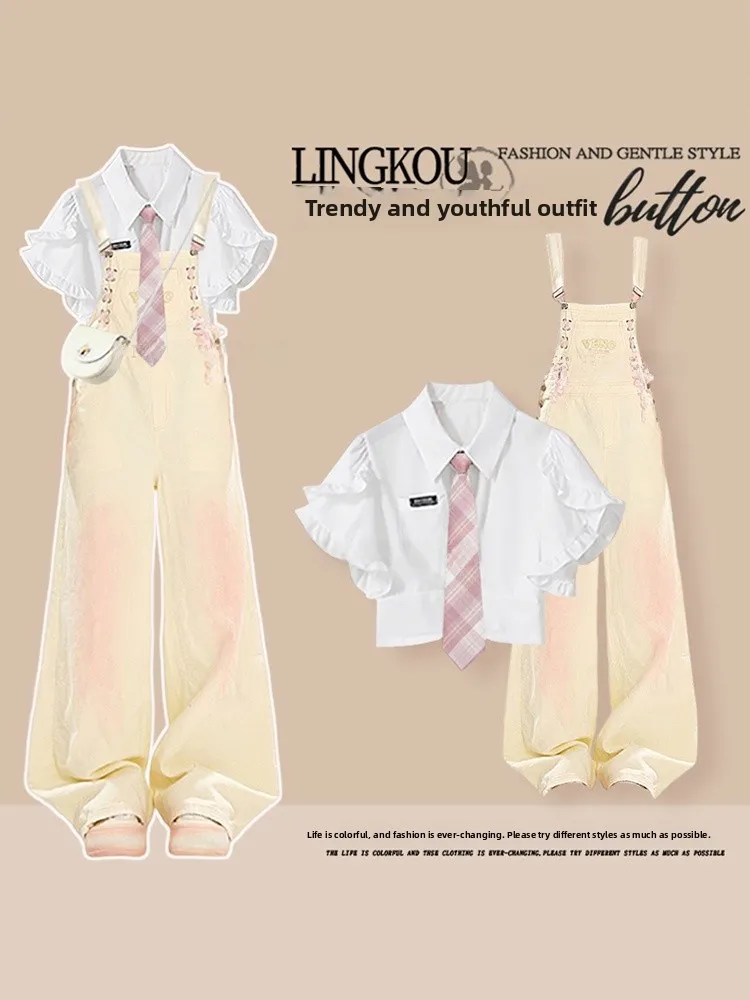 Conjunto de Verano Talla Grande Estilo Universitario para Mujer: Camiseta de Manga Volante de Cintura Alta y Hermosa, y Overol Vaquero Estilizador de Dos Piezas