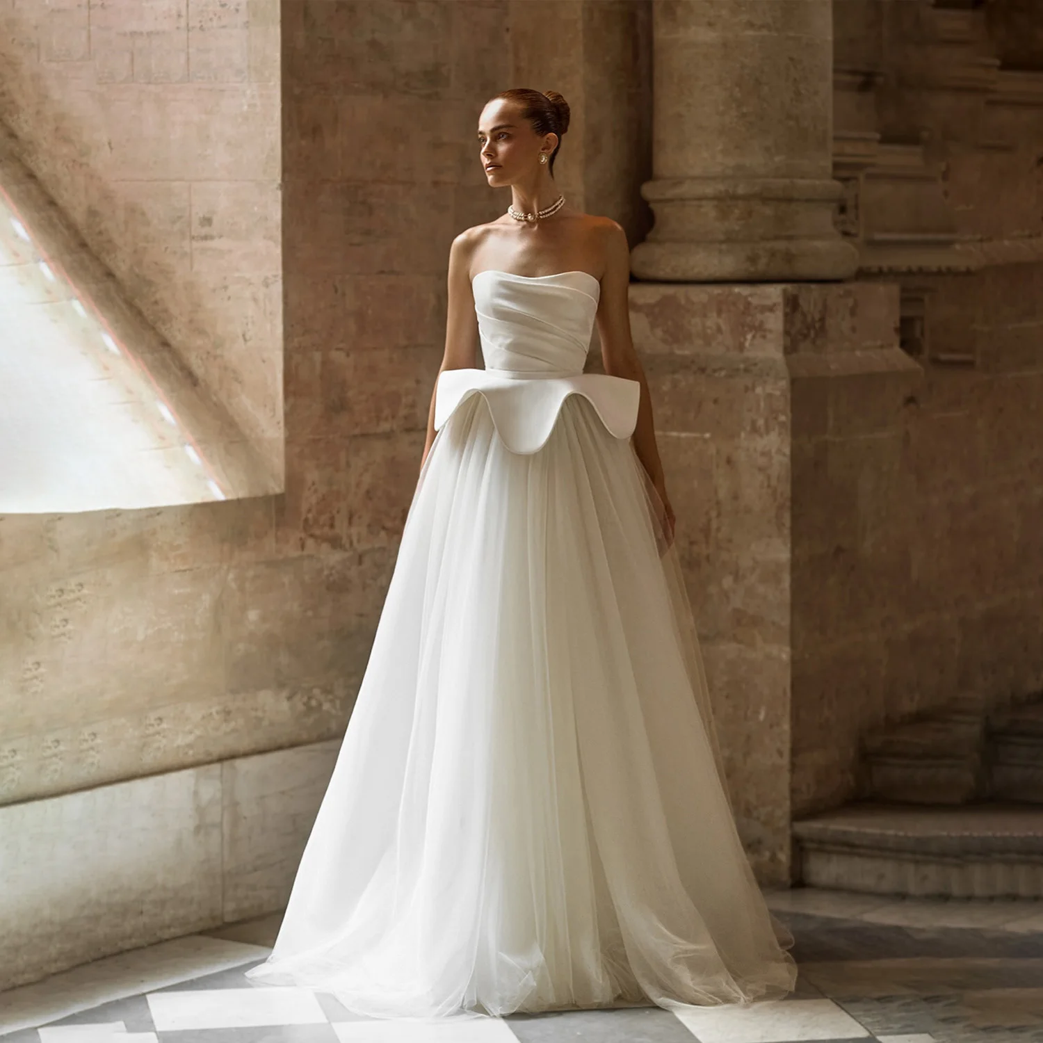 Elegant Wedding Dresses Strapless A-Line Floor Length Satin Waist Bride Gowns Backless Wedding Ball Prom Gown Customized